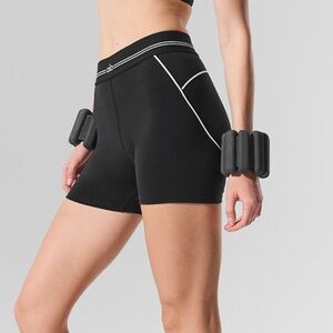 4” Airbrush High-Waist Heart Throb Short size L